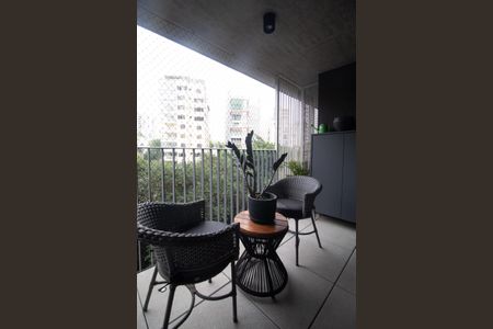 Apartamento à venda com 65m², 1 quarto e 2 vagas