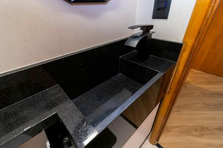 Casa à venda com 180m², 3 quartos e 3 vagasBanheiro da Suíte 3