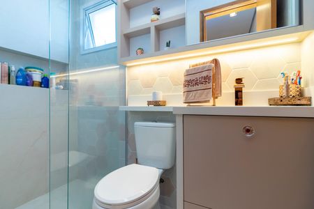 Casa à venda com 180m², 3 quartos e 3 vagasBanheiro da Suíte 1