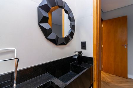 Casa à venda com 180m², 3 quartos e 3 vagasBanheiro da Suíte 3