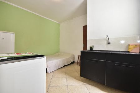 Studio de casa para alugar com 1 quarto, 20m² em Jardim Umarizal, São Paulo