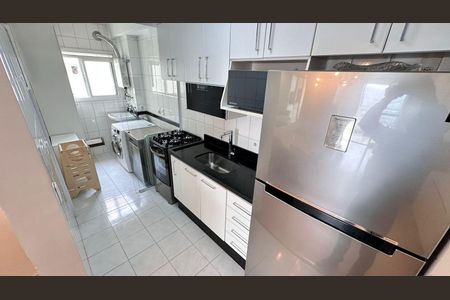 Cozinha de apartamento à venda com 3 quartos, 76m² em Campestre, Santo André