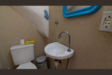 Casa à venda com 118m², 2 quartos e 2 vagas Casa à venda com 118m², 2 quartos e 2 vagasLavabo