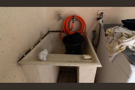 Casa à venda com 118m², 2 quartos e 2 vagas Casa à venda com 118m², 2 quartos e 2 vagasÁrea de Serviço