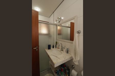 Casa à venda com 210m², 3 quartos e 2 vagas Casa à venda com 210m², 3 quartos e 2 vagasBanheiro da Suíte 3