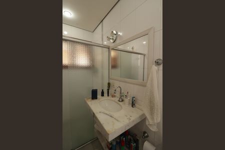 Casa à venda com 210m², 3 quartos e 2 vagas Casa à venda com 210m², 3 quartos e 2 vagasBanheiro da Suíte 3