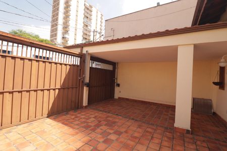 Casa à venda com 210m², 3 quartos e 2 vagas Casa à venda com 210m², 3 quartos e 2 vagasGaragem