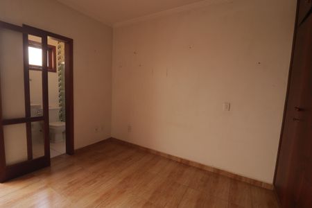 Casa à venda com 210m², 3 quartos e 2 vagas Casa à venda com 210m², 3 quartos e 2 vagasSuíte 2