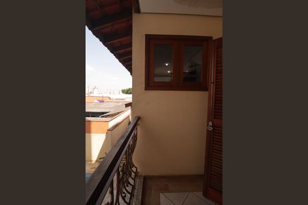 Casa à venda com 210m², 3 quartos e 2 vagas Casa à venda com 210m², 3 quartos e 2 vagasVaranda da Suíte 3