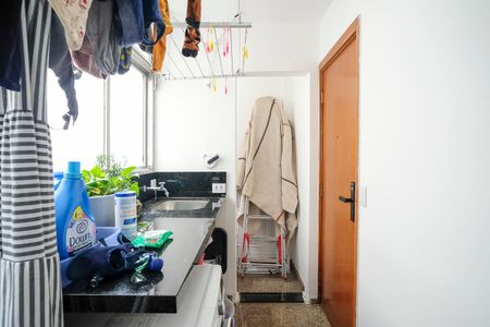 Apartamento à venda com 90m², 2 quartos e 1 vagaÁrea de serviço