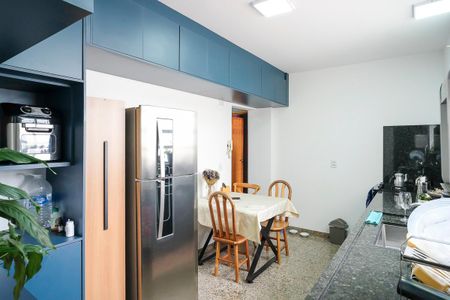 Apartamento à venda com 90m², 2 quartos e 1 vagaCozinha