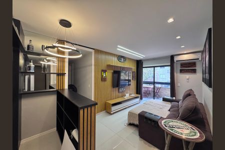 Sala de apartamento à venda com 2 quartos, 72m² em Recreio dos Bandeirantes, Rio de Janeiro