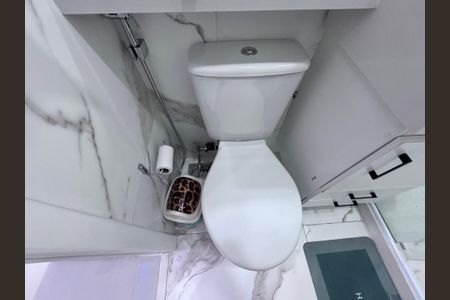 Apartamento à venda com 72m², 2 quartos e 1 vagaBanheiro da Suíte