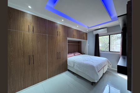 Apartamento à venda com 72m², 2 quartos e 1 vagaSuíte