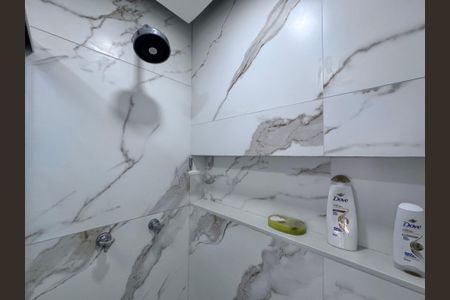 Apartamento à venda com 72m², 2 quartos e 1 vagaBanheiro da Suíte