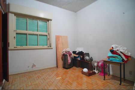 Casa à venda com 380m², 5 quartos e 5 vagasQuarto 2