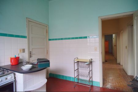 Casa à venda com 380m², 5 quartos e 5 vagasCozinha