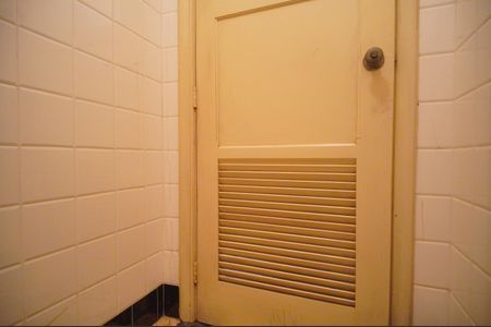 Casa à venda com 380m², 5 quartos e 5 vagasLavabo