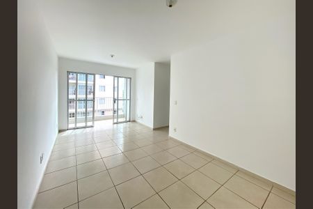 Sala de apartamento para alugar com 3 quartos, 70m² em Cinquentenario, Belo Horizonte
