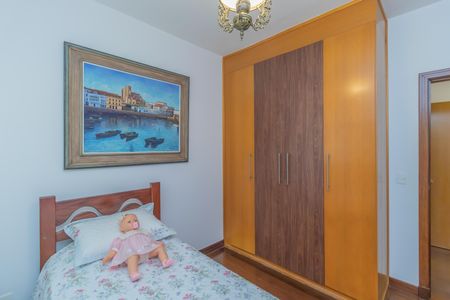 Apartamento à venda com 161m², 4 quartos e 4 vagasQuarto 1