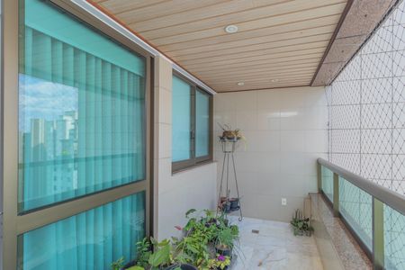 Varanda da Sala de apartamento à venda com 4 quartos, 161m² em Funcionários, Belo Horizonte