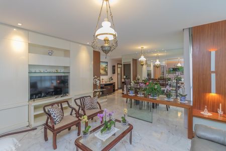 Sala de apartamento à venda com 4 quartos, 161m² em Funcionários, Belo Horizonte