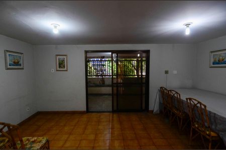 Apartamento à venda com 273m², 4 quartos e 1 vagaÁrea comum