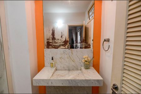 Apartamento à venda com 273m², 4 quartos e 1 vagaBanheiro 2