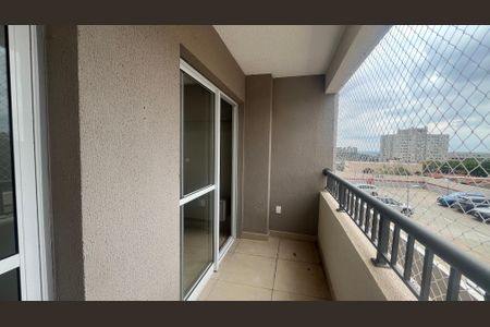 Varanda Sala de apartamento para alugar com 2 quartos, 57m² em Bairro das Palmeiras, Campinas