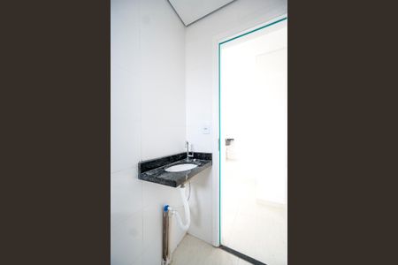 Apartamento à venda com 42m², 2 quartos e 1 vaga Apartamento à venda com 42m², 2 quartos e 1 vagaBanheiro