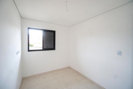 Apartamento à venda com 42m², 2 quartos e 1 vaga Apartamento à venda com 42m², 2 quartos e 1 vagaQuarto 01