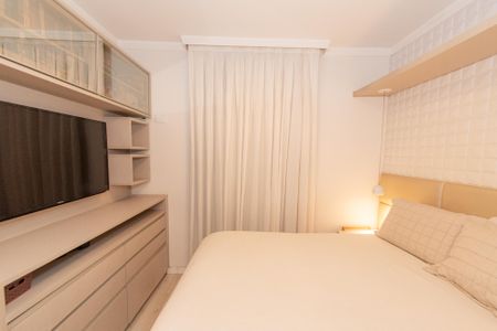 Apartamento à venda com 65m², 3 quartos e 1 vaga Apartamento à venda com 65m², 3 quartos e 1 vagaSuíte