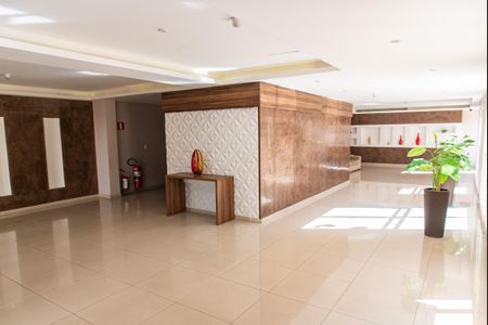 Apartamento à venda com 65m², 3 quartos e 1 vaga Apartamento à venda com 65m², 3 quartos e 1 vagaHall social