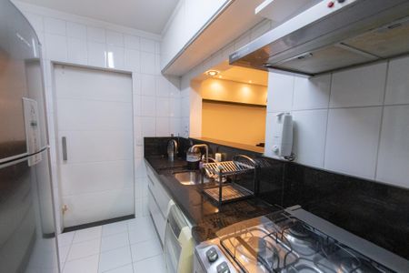 Apartamento à venda com 65m², 3 quartos e 1 vaga Apartamento à venda com 65m², 3 quartos e 1 vagaCozinha