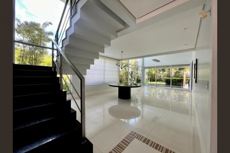 Sala de casa de condomínio à venda com 5 quartos, 435m² em Residencial Parque das Araucárias, Campinas