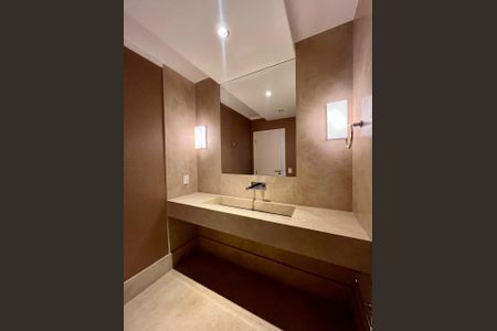 Casa de condomínio à venda com 435m², 5 quartos e 6 vagasLavabo