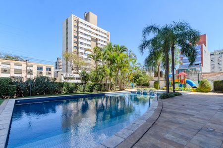 Apartamento à venda com 101m², 3 quartos e 2 vagas Apartamento à venda com 101m², 3 quartos e 2 vagasÁrea comum - Piscina