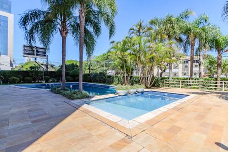 Apartamento à venda com 101m², 3 quartos e 2 vagas Apartamento à venda com 101m², 3 quartos e 2 vagasÁrea comum - Piscina