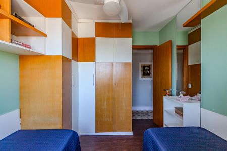 Apartamento à venda com 101m², 3 quartos e 2 vagas Apartamento à venda com 101m², 3 quartos e 2 vagasQuarto 1