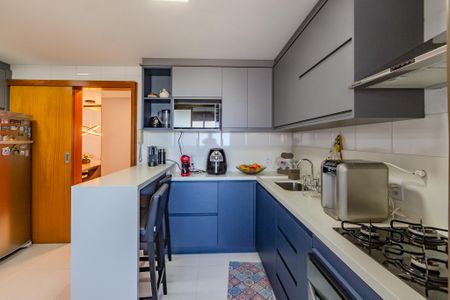 Apartamento à venda com 101m², 3 quartos e 2 vagas Apartamento à venda com 101m², 3 quartos e 2 vagasCozinha