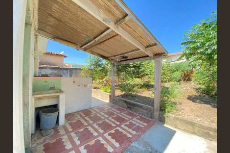 Casa à venda com 78m², 2 quartos e 2 vagas