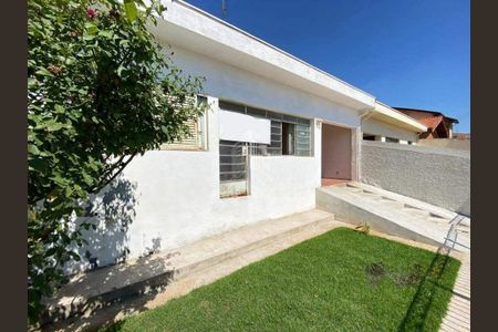 Casa à venda com 78m², 2 quartos e 2 vagas