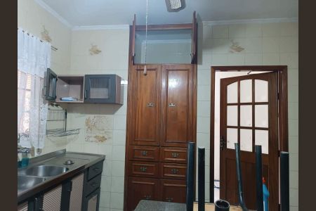 Casa à venda com 251m², 5 quartos e 3 vagas