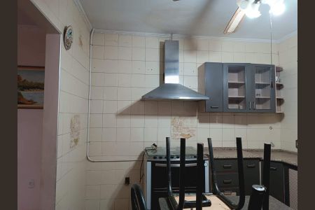 Casa à venda com 5 quartos, 251m² em Vila Georgina, Campinas