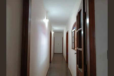 Casa à venda com 5 quartos, 251m² em Vila Georgina, Campinas