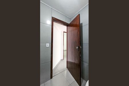 Banheiro de casa para alugar com 2 quartos, 80m² em Jardim Satelite, São Paulo