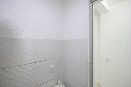 Banheiro de casa para alugar com 1 quarto, 38m² em Vila Medeiros, São Paulo