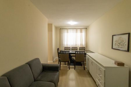 Sala de apartamento para alugar com 2 quartos, 50m² em Pinheirinho, Curitiba