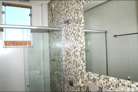 Casa à venda com 510m², 6 quartos e 6 vagasBanheiro Corredor