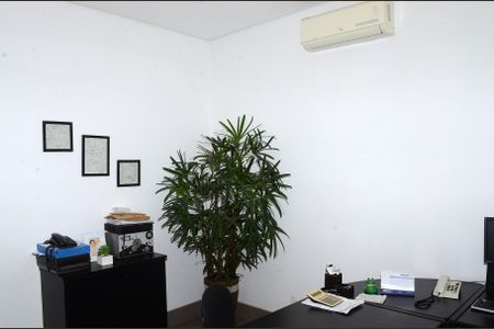 Casa à venda com 510m², 6 quartos e 6 vagasQuarto 4